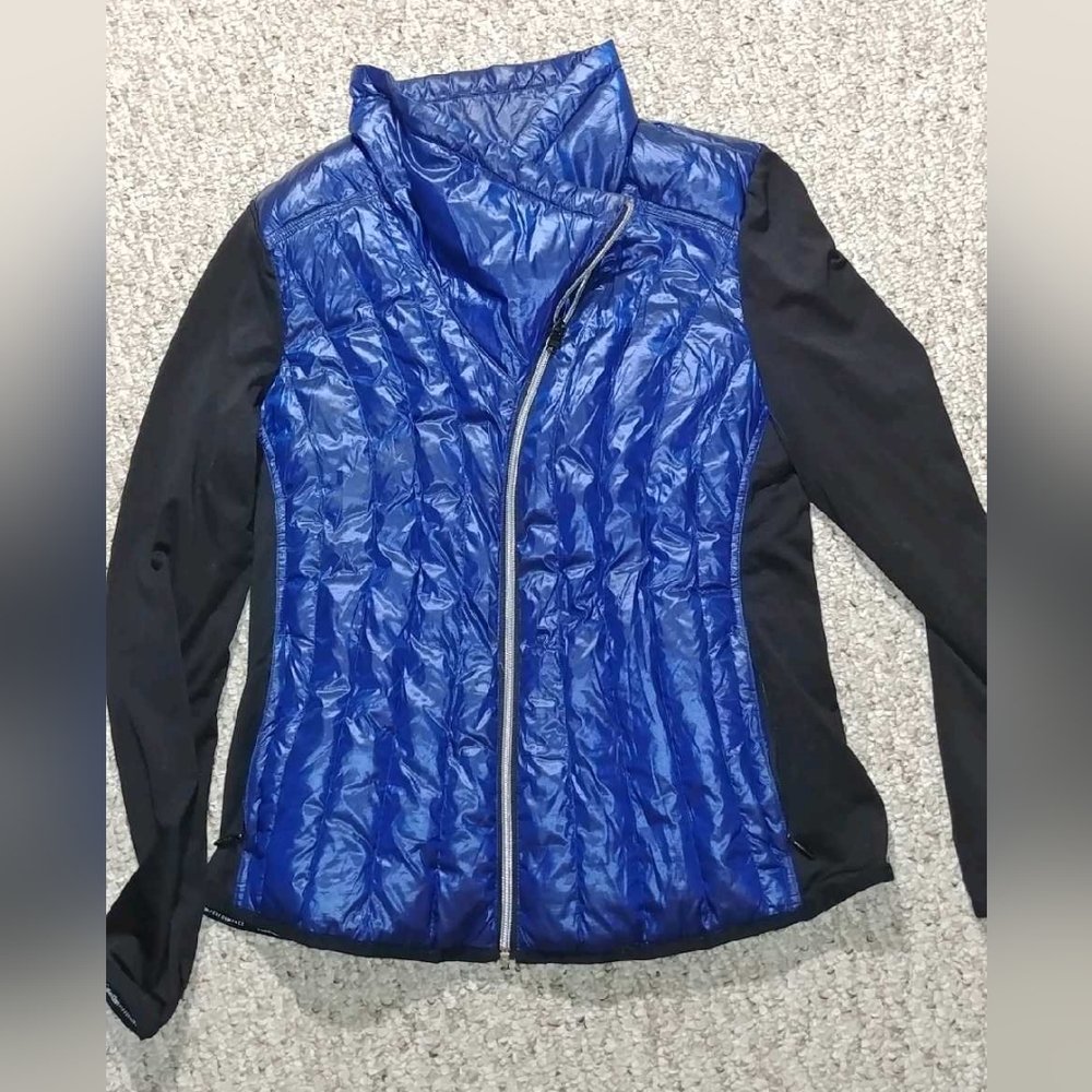 Calvin Klein Performance puffer - Picture 3 of 10